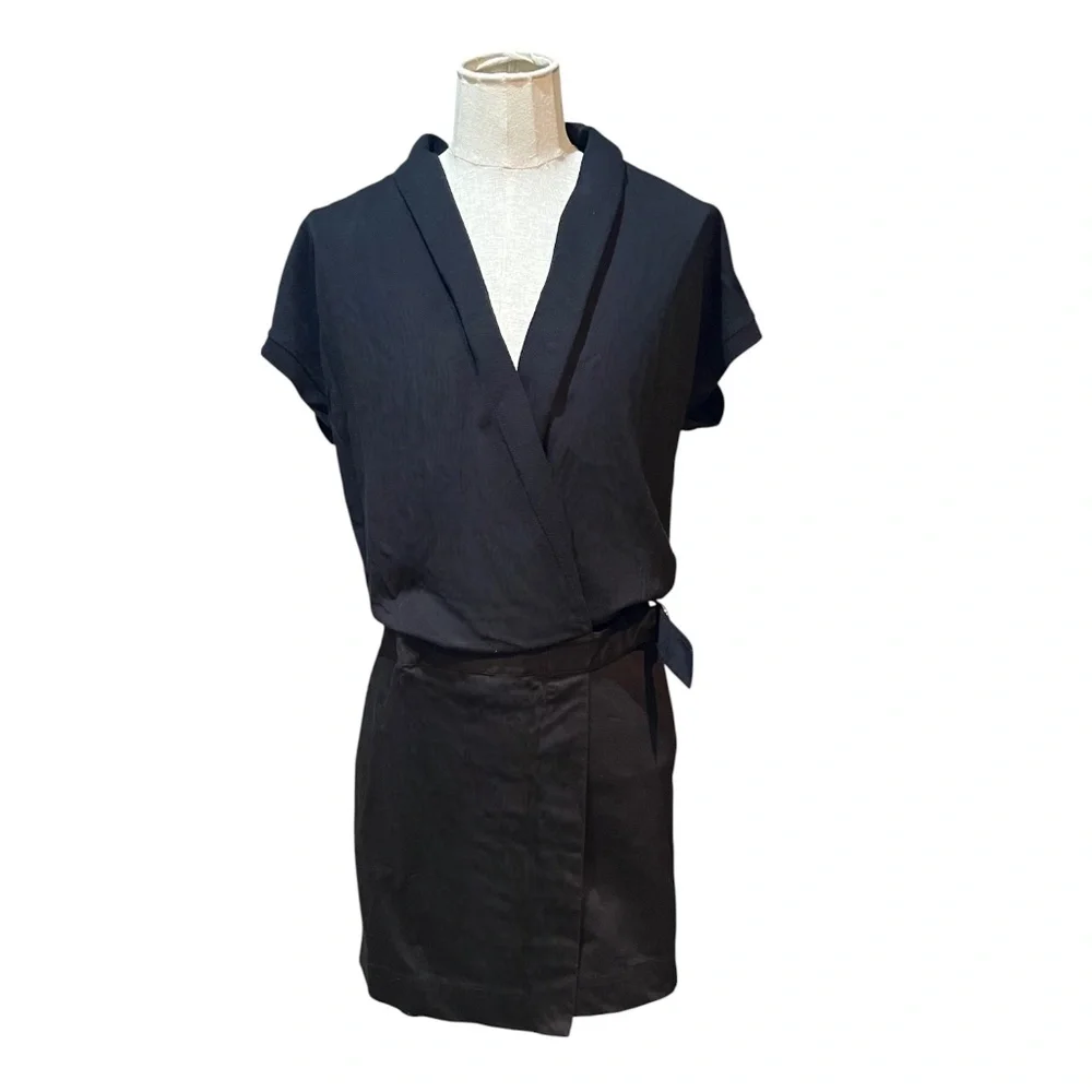 Lacoste Wrap Dress Short Sleeve Black Logo Size 34 - Picture 1 of 7